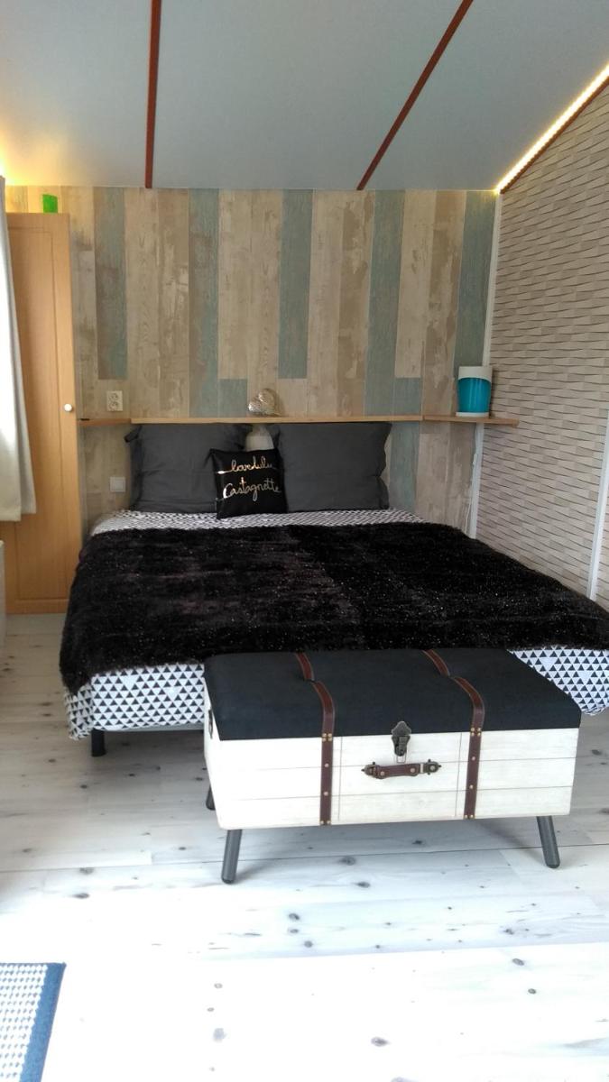 le haut village Chambre d'hôtes Mobi-Loft cosy sauna ,douche ,chromothérapie - Housity