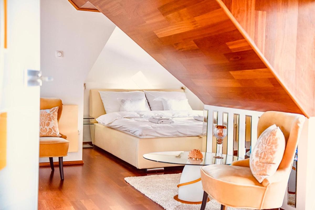 Paulina Palace - Housity