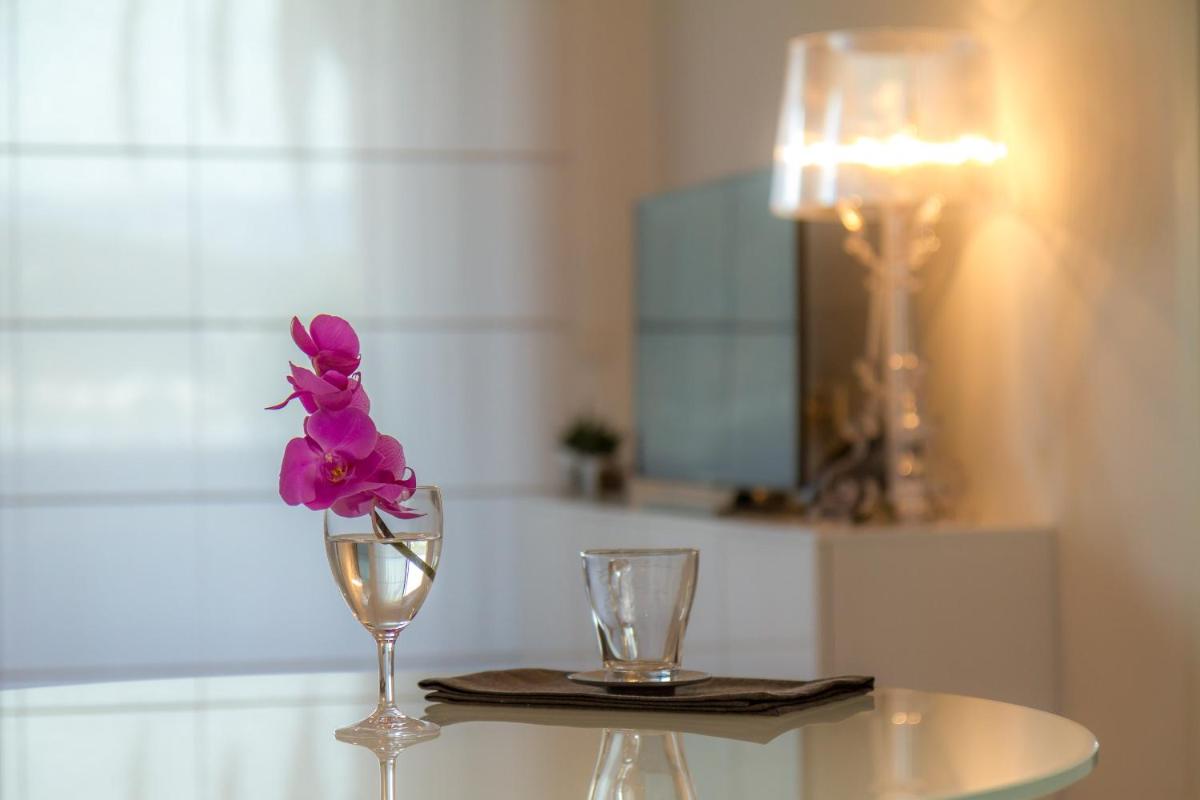 Villa Royal - Housity