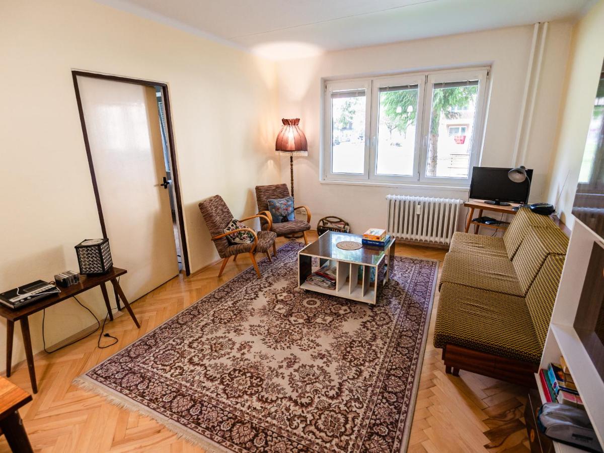 Retro Apartment - Housity