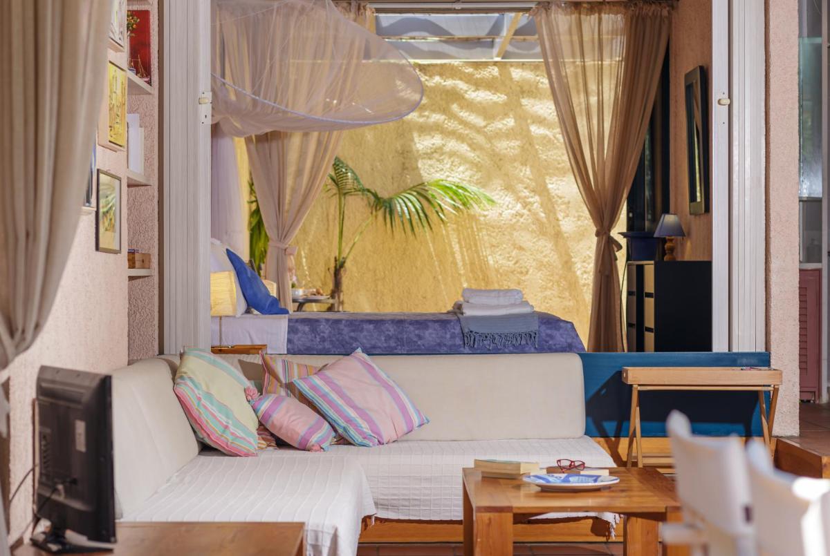 Barbati Beach Art House - Housity