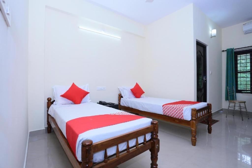 PANACKAL INN - Housity