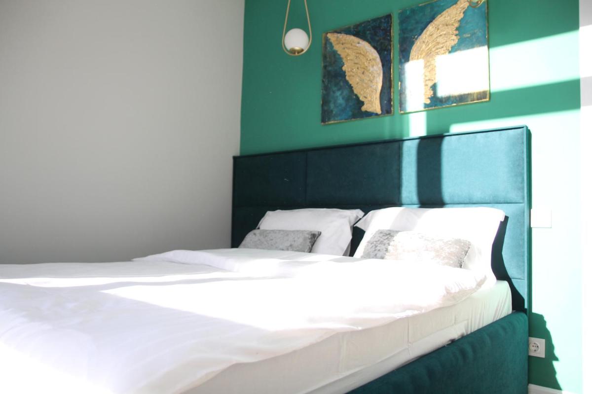 Krtsanisi apartment with pool - Housity