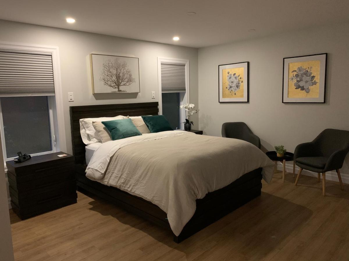 Woodslee Bed and Breakfast - Housity