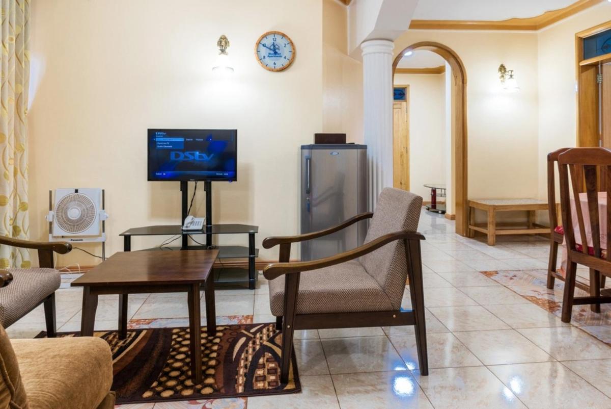 Apartment in secure Resort - 46 People - Housity