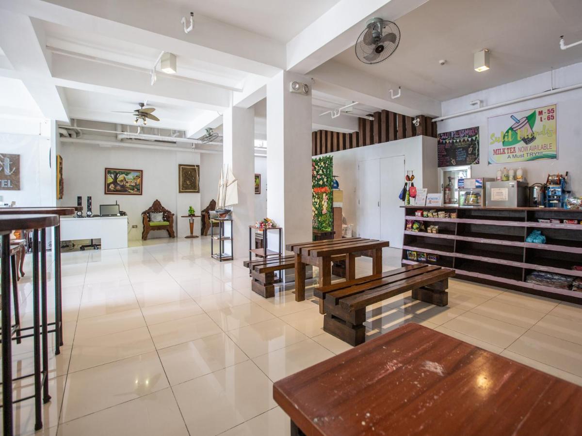 Sulit Dormitel Santa Mesa Manila - Housity