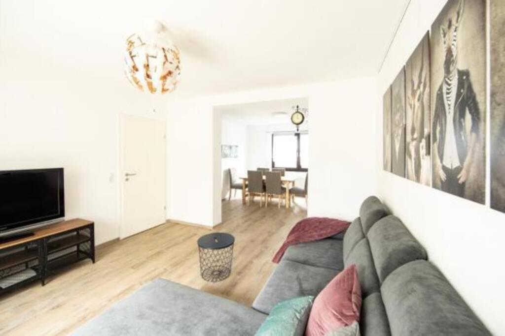 Brühl Mitte, neu renoviertes Haus - Housity