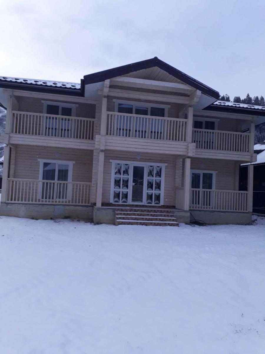 Pogar White - Housity