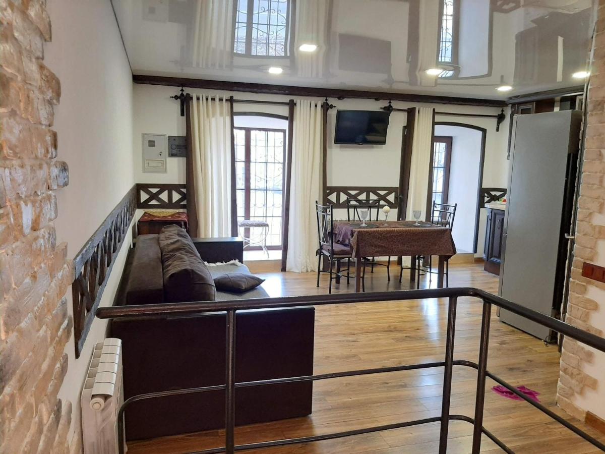 Charlotte -двухуровневая Студия в Центре - Housity