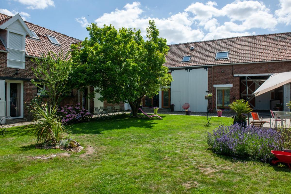 L'Heure Bleue gîtes et chambres d'hôtes - Housity