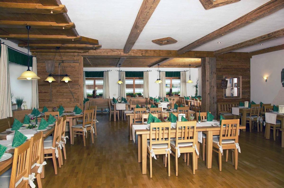 Gasthof Zum Wirt Ferienwohnung Hohenbogenblick - Housity