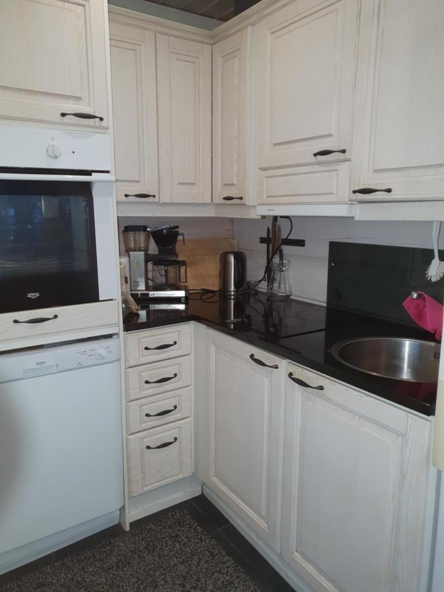 Sammalkalliontie 83 Lodge - Housity