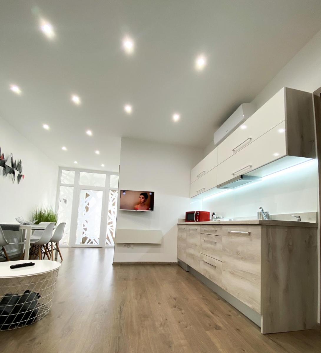 Főtér apartman II. - Housity