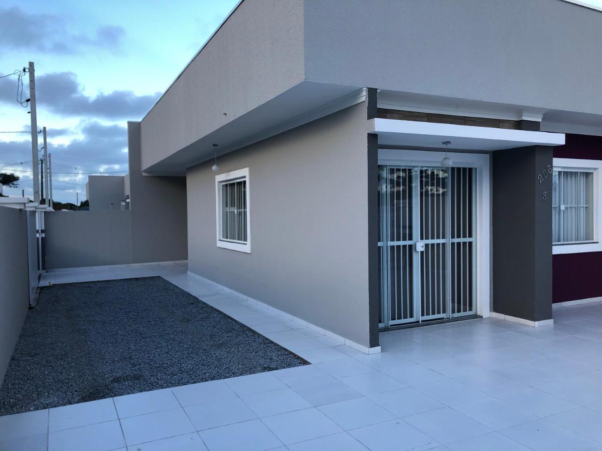 Ótima casa de praia em pontal do Paraná - Housity
