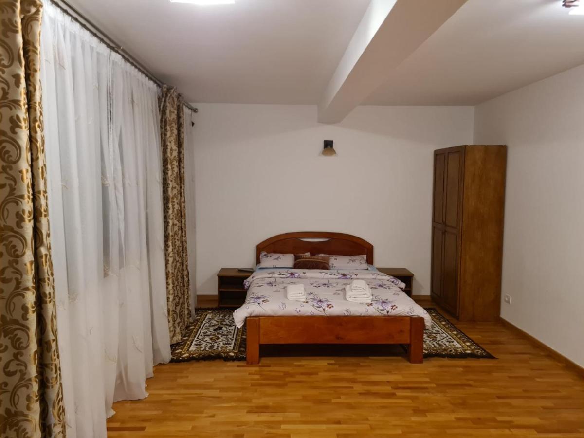 Pensiunea MedAless - Housity