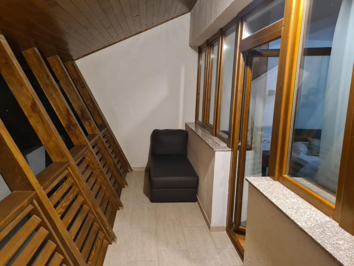 Pensiunea MedAless - Housity