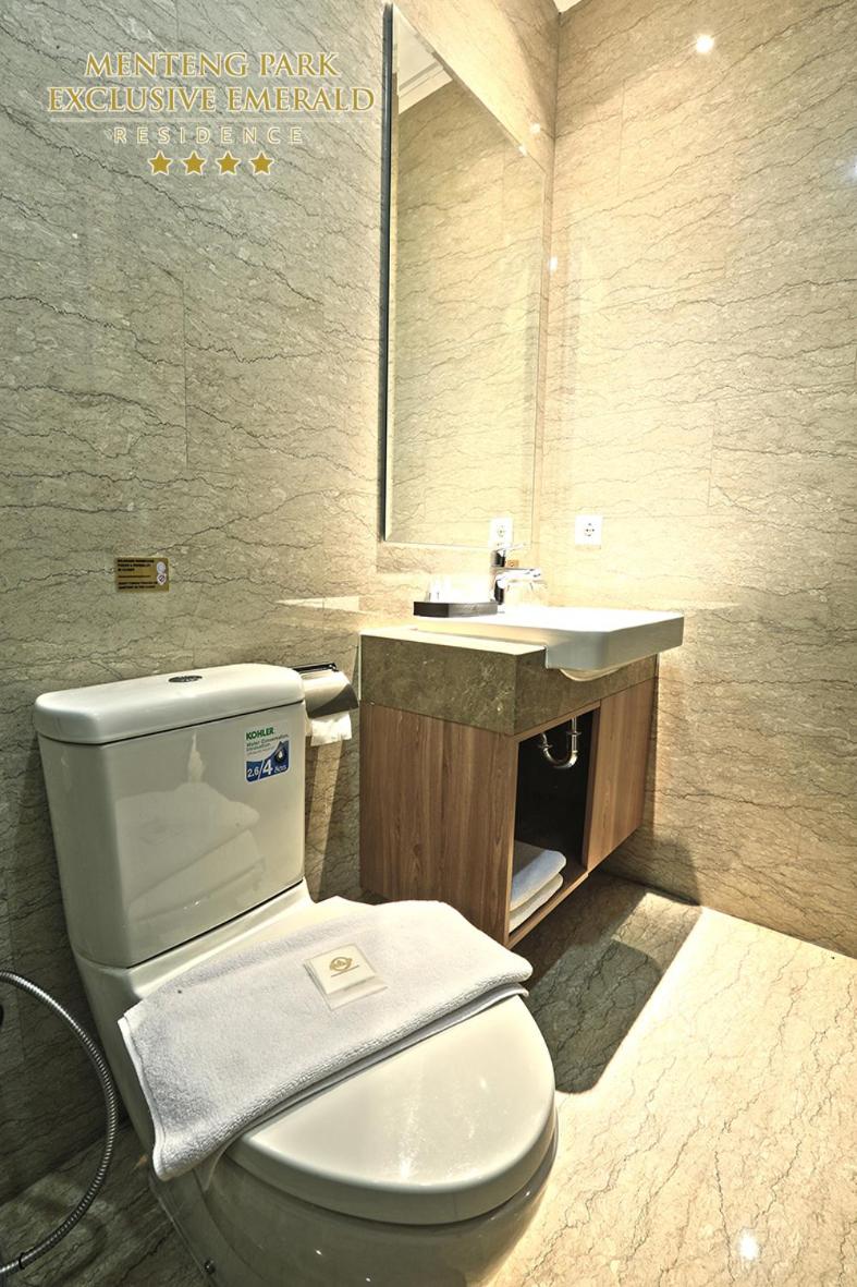 Menteng Park Exclusive Emerald - Housity