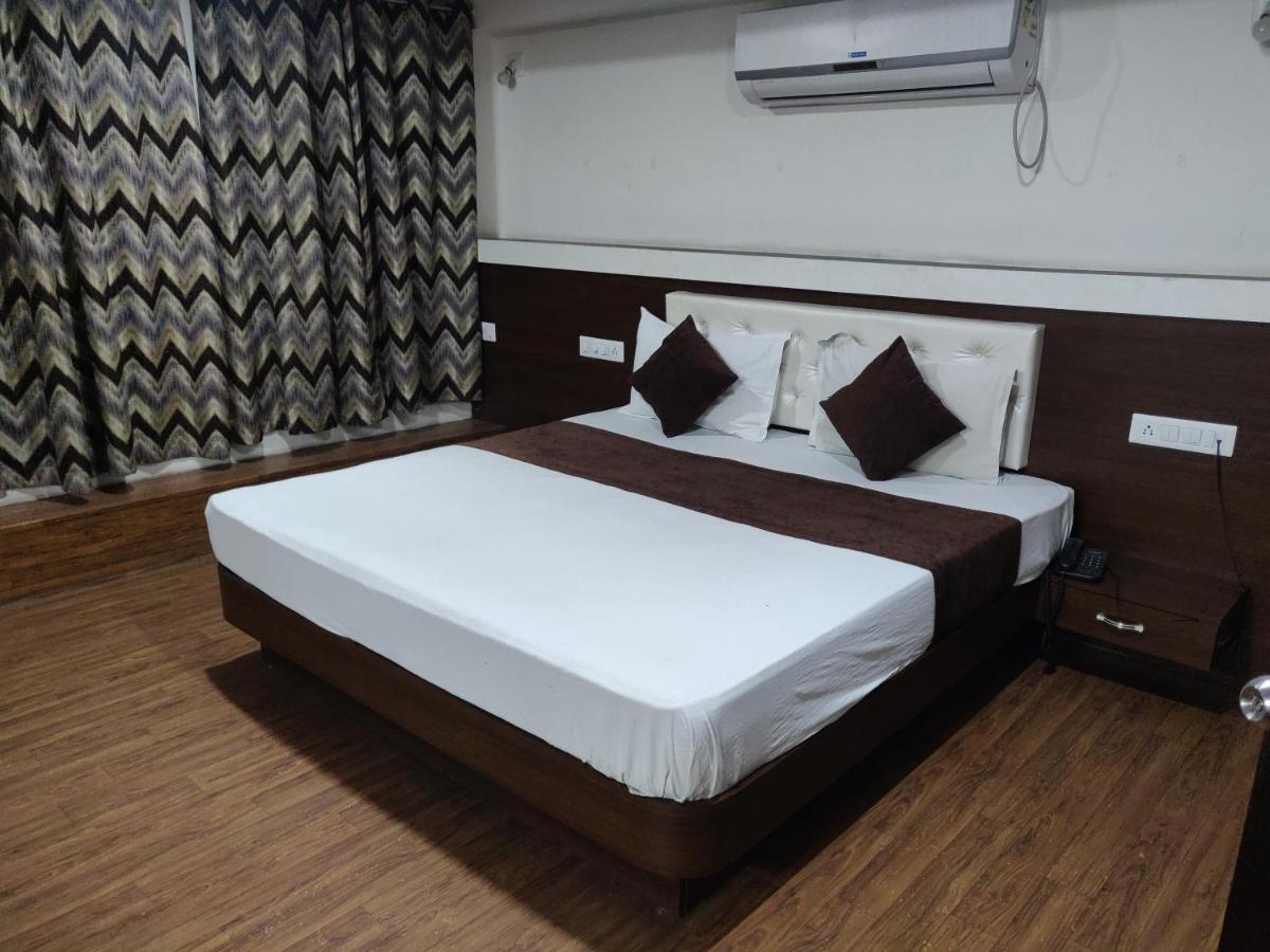 Hotel Vaidehi - Housity