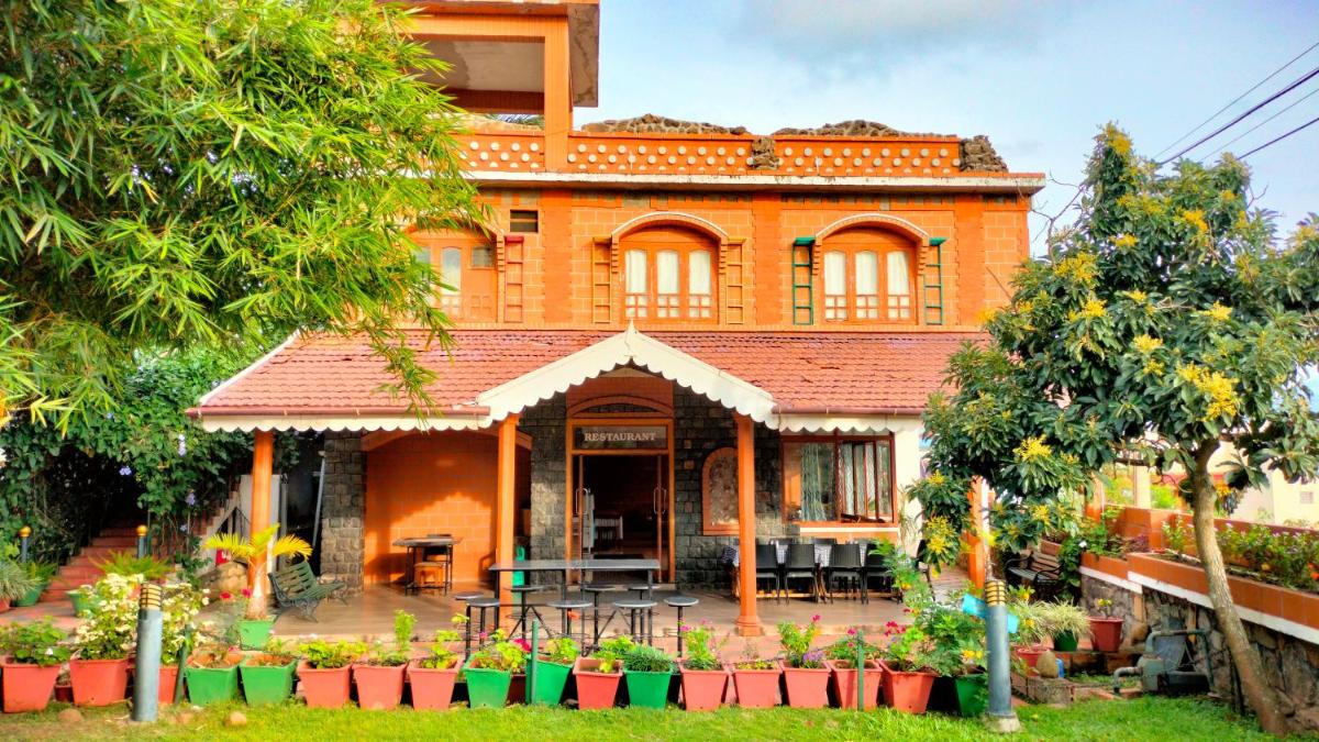 The Nest Inn Resort - Housity