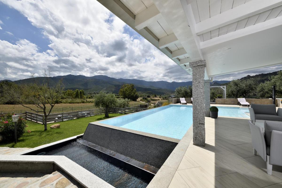 Villa le Sirene - Housity