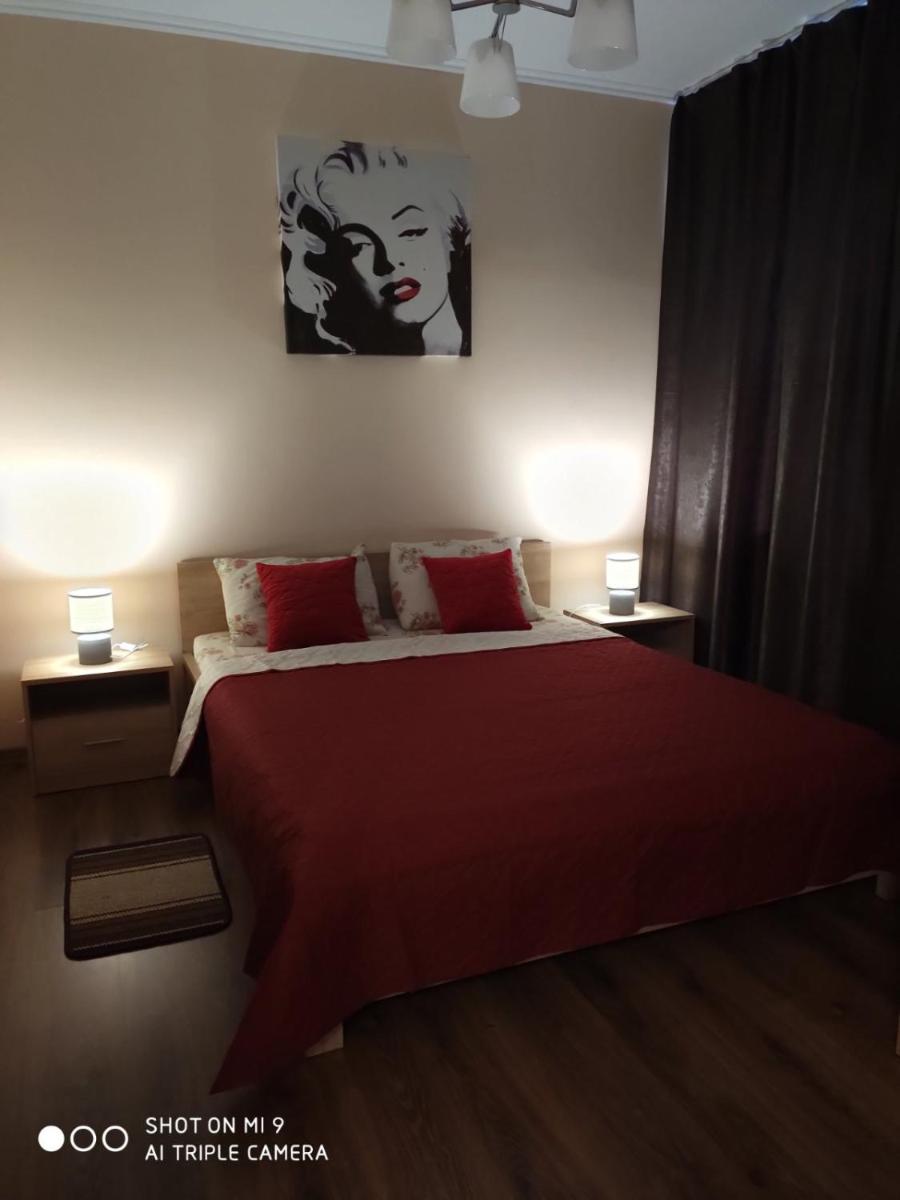 Apartments Domovik "Elegance" - Housity