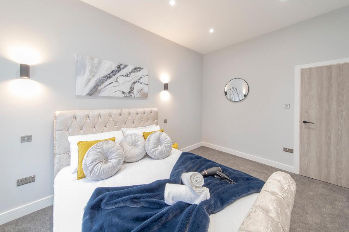 Special Offer Brighton City Centre Seafront 1 Bedroom Flat BN133DUK01 - Housity