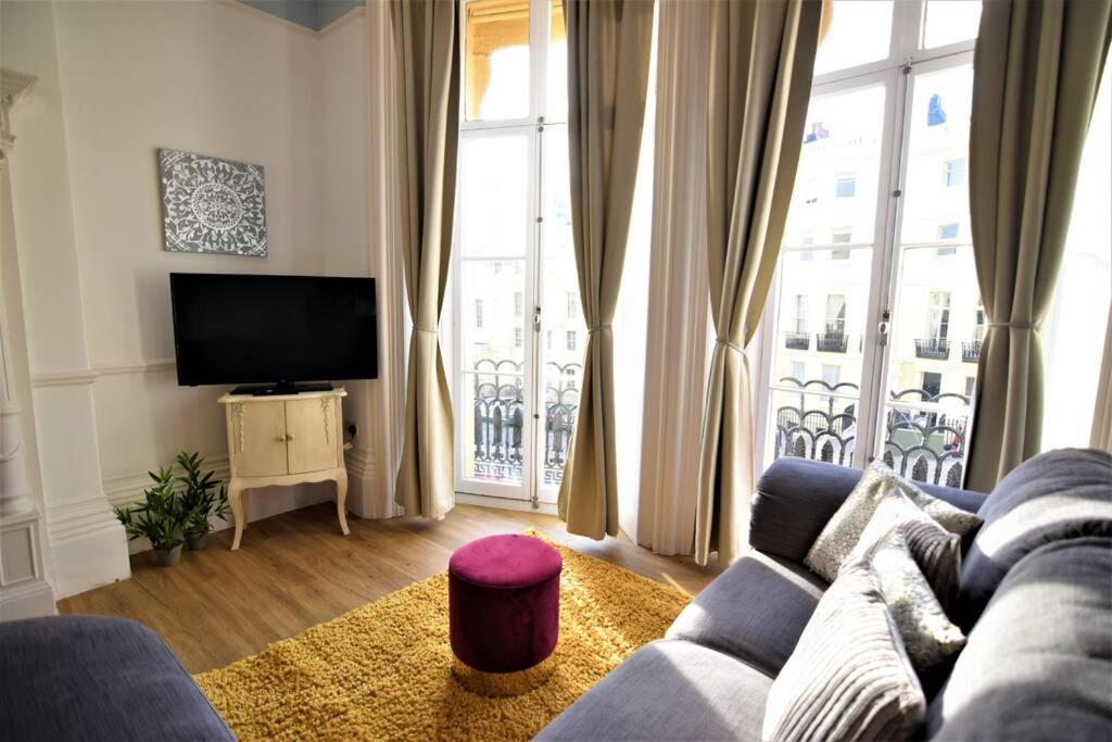 ONE BEDROOM 5 mins away from sea - Housity
