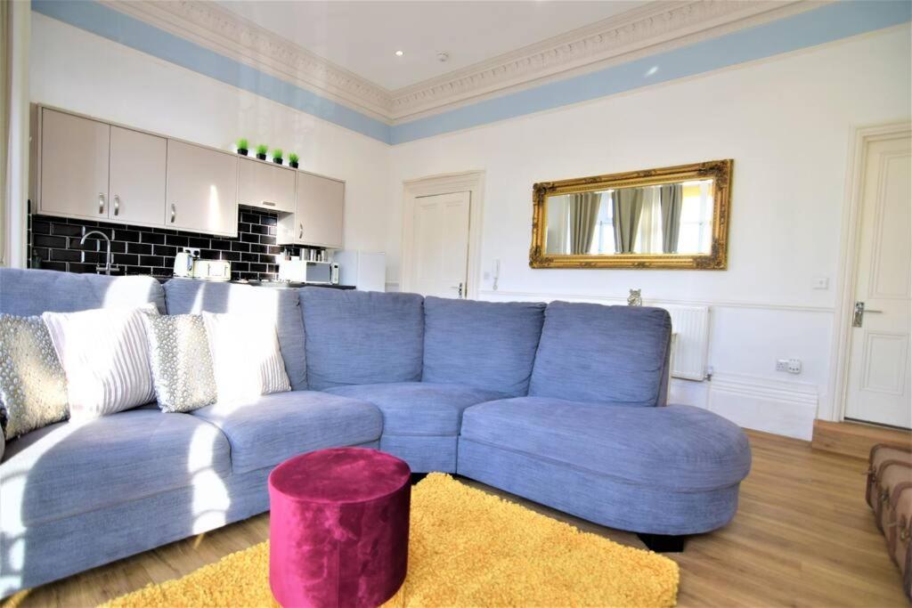 ONE BEDROOM 5 mins away from sea - Housity