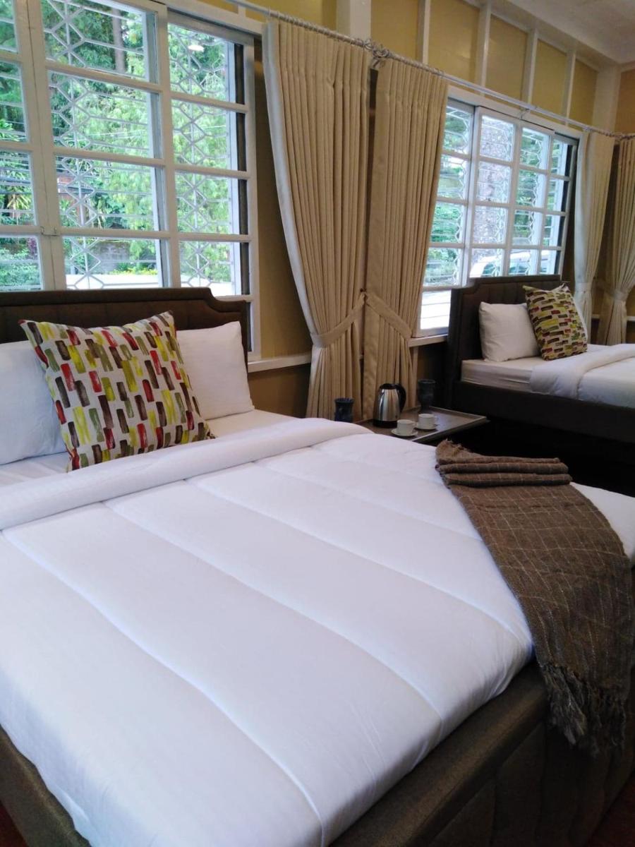 R Bed and Breakfast - Housity
