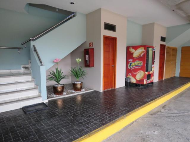 Hotel San Juan Periferico - Housity