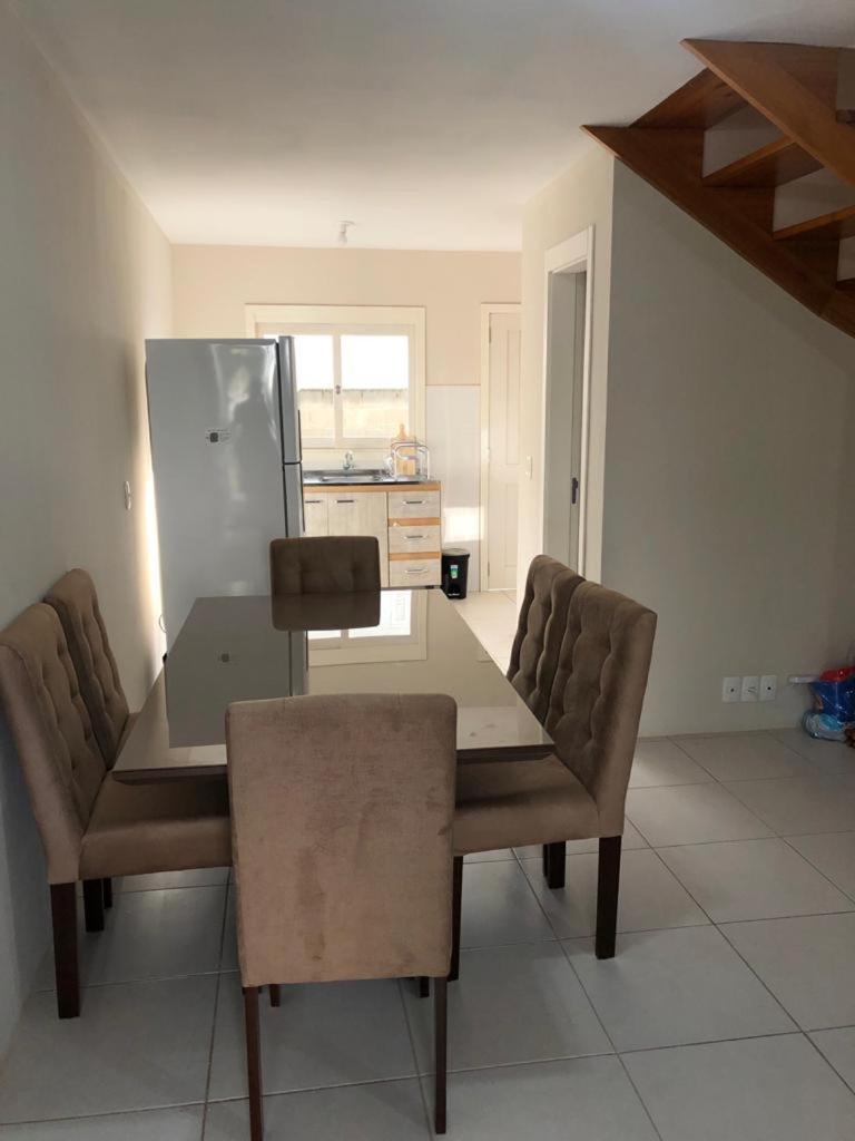 Casa inteira 3 quartos - Housity