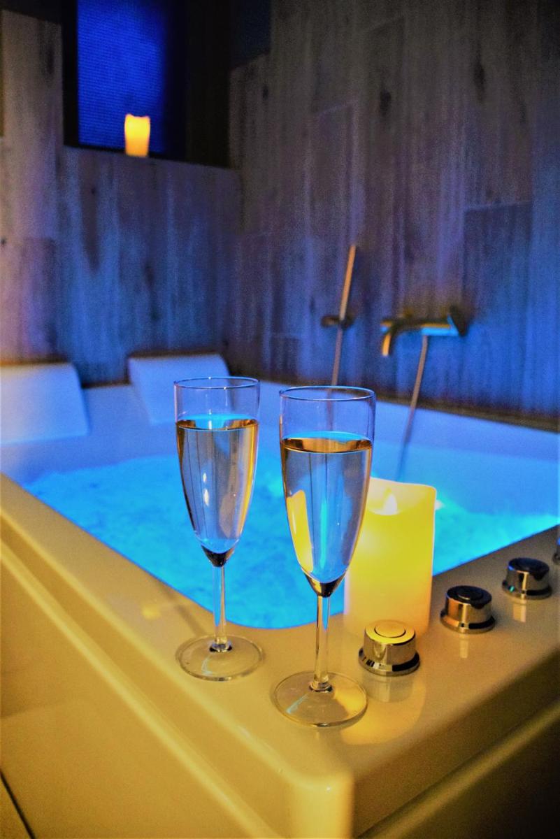Cottage entier avec SPA et SAUNA privatif - Housity