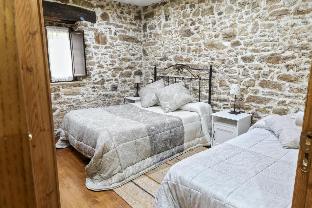 4 bedrooms house with jacuzzi furnished garden and wifi at Tineo - Housity