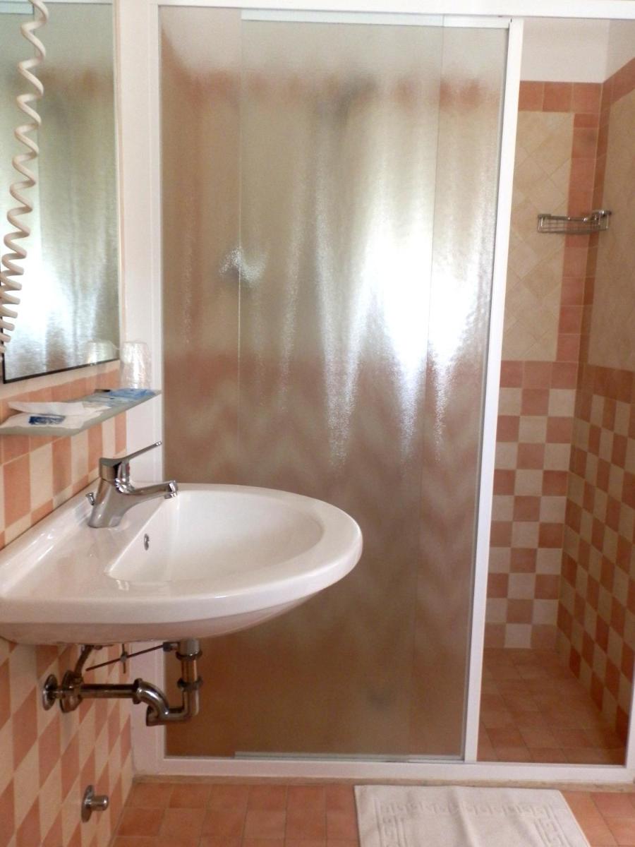 Hotel Nautic B&B - Housity