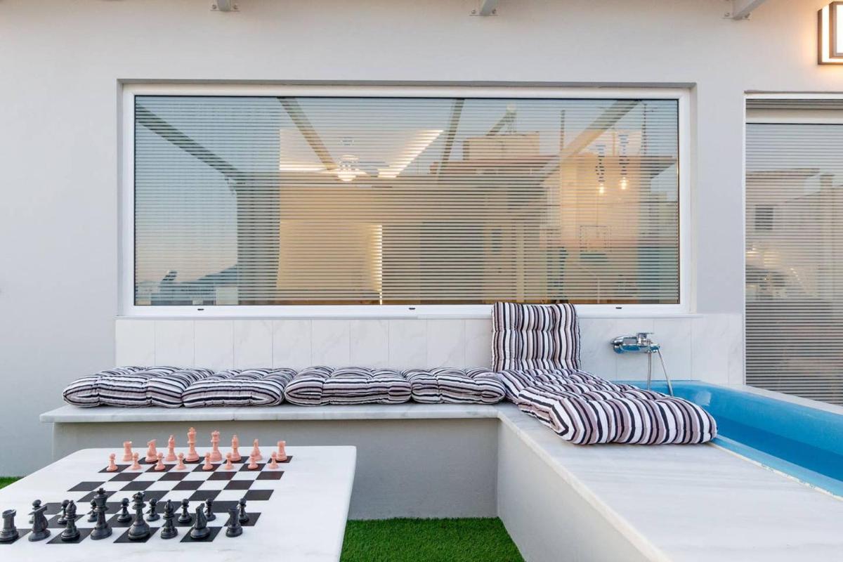 Tiny Central Penthouse, big terrace - Housity