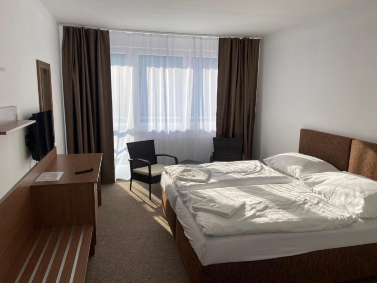 Hotel Panorama - Housity