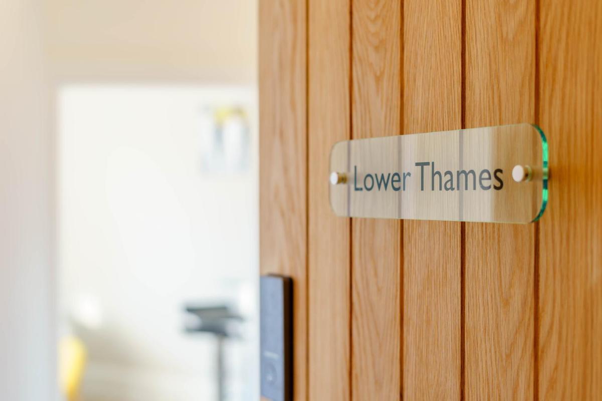 Upper Thames & Lower Thames - Stunning apartments - Housity