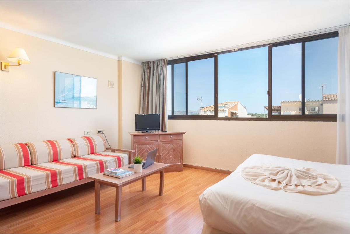 Apartamentos Carlos V - Housity