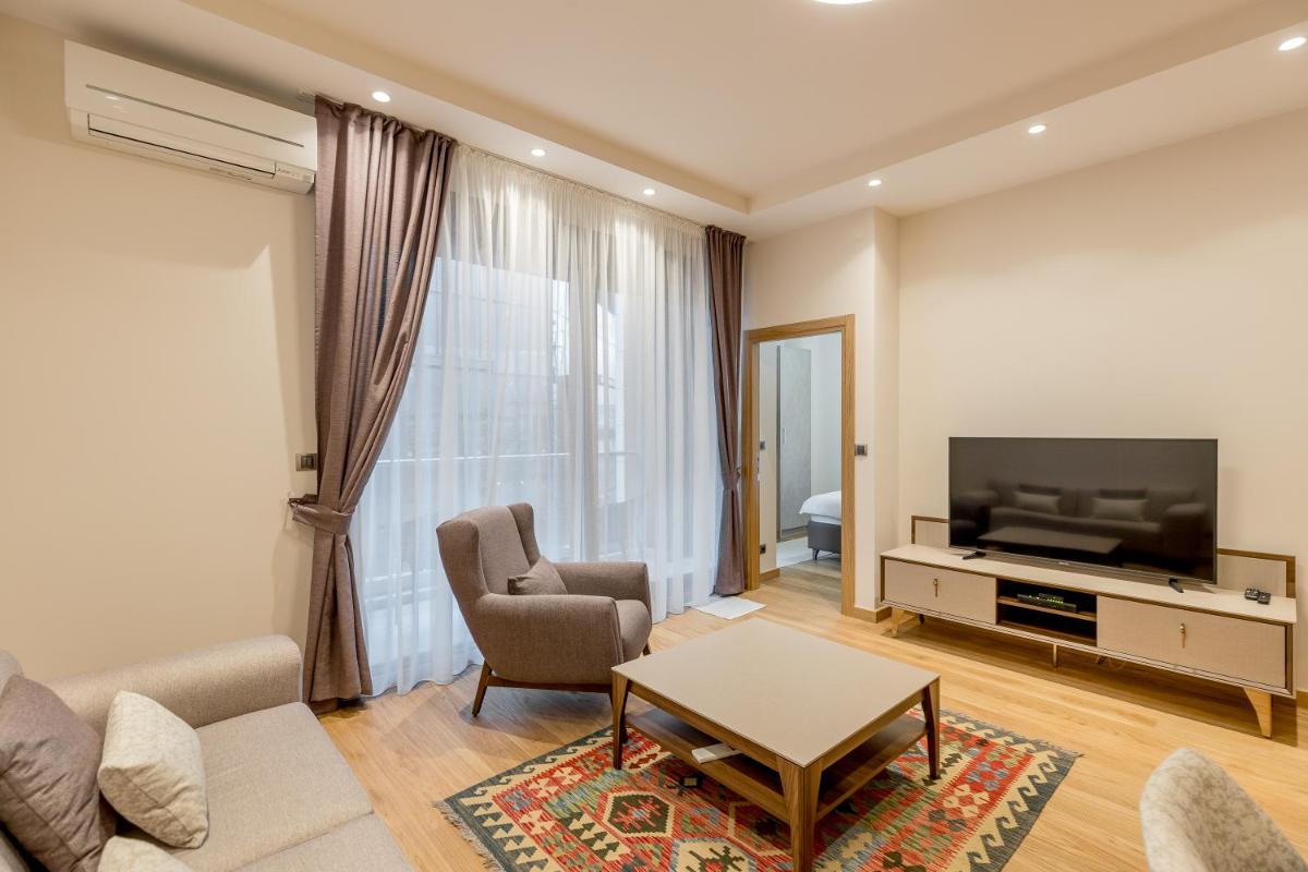 Athos Square Apartments - Housity