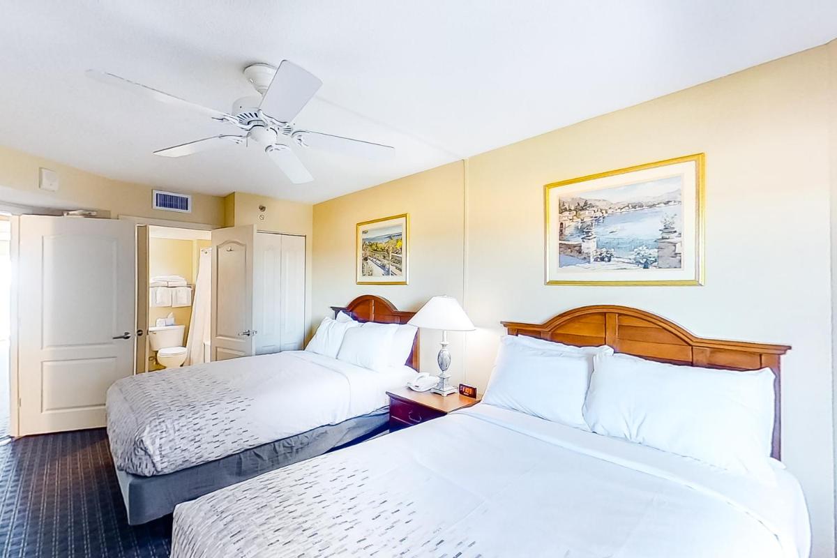 Carolinian Beach Resort - Housity