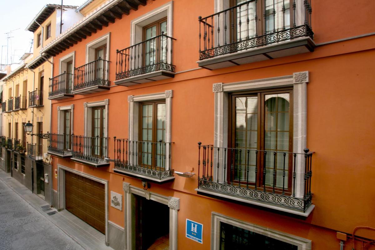 Hostal Rodri - Housity