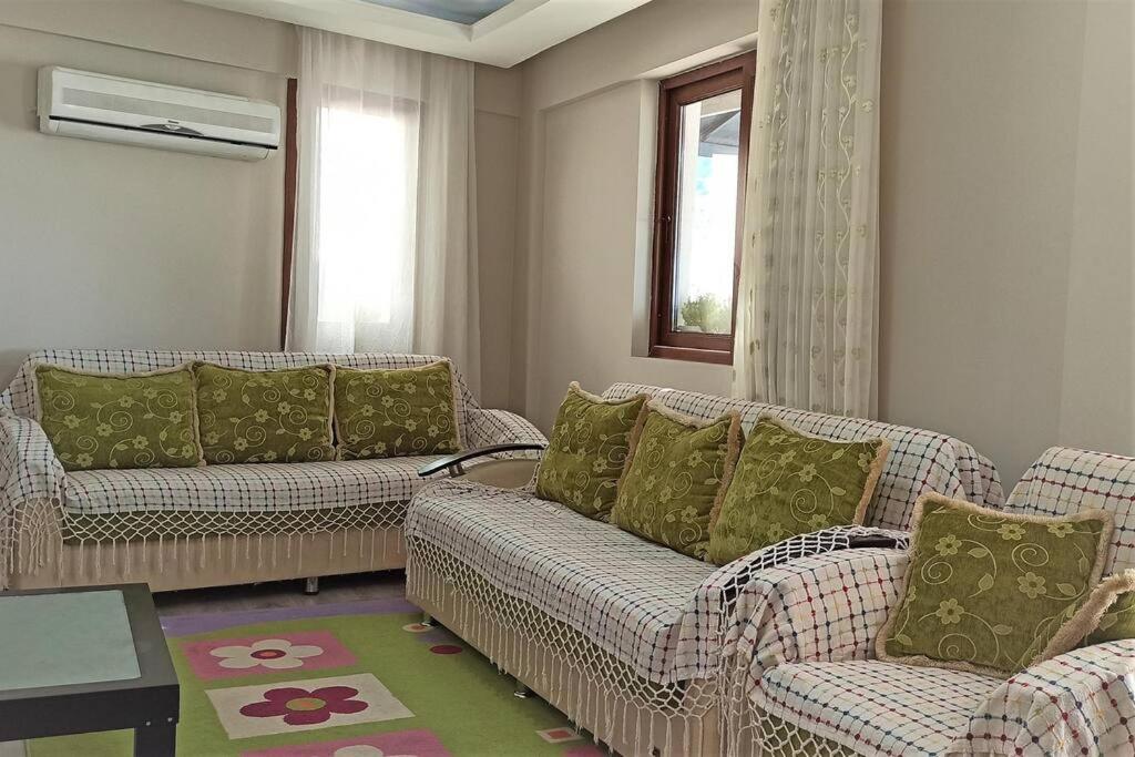 Central 2 BR House with A Lovely Terrace and A Calming View in Fethiye - Housity