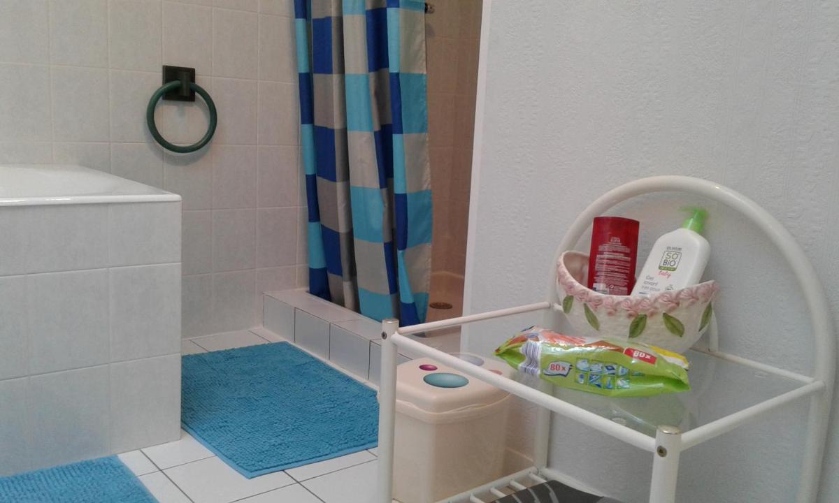 Les Hirondelles Du Paradis 6 rue des Oiseaux - Housity