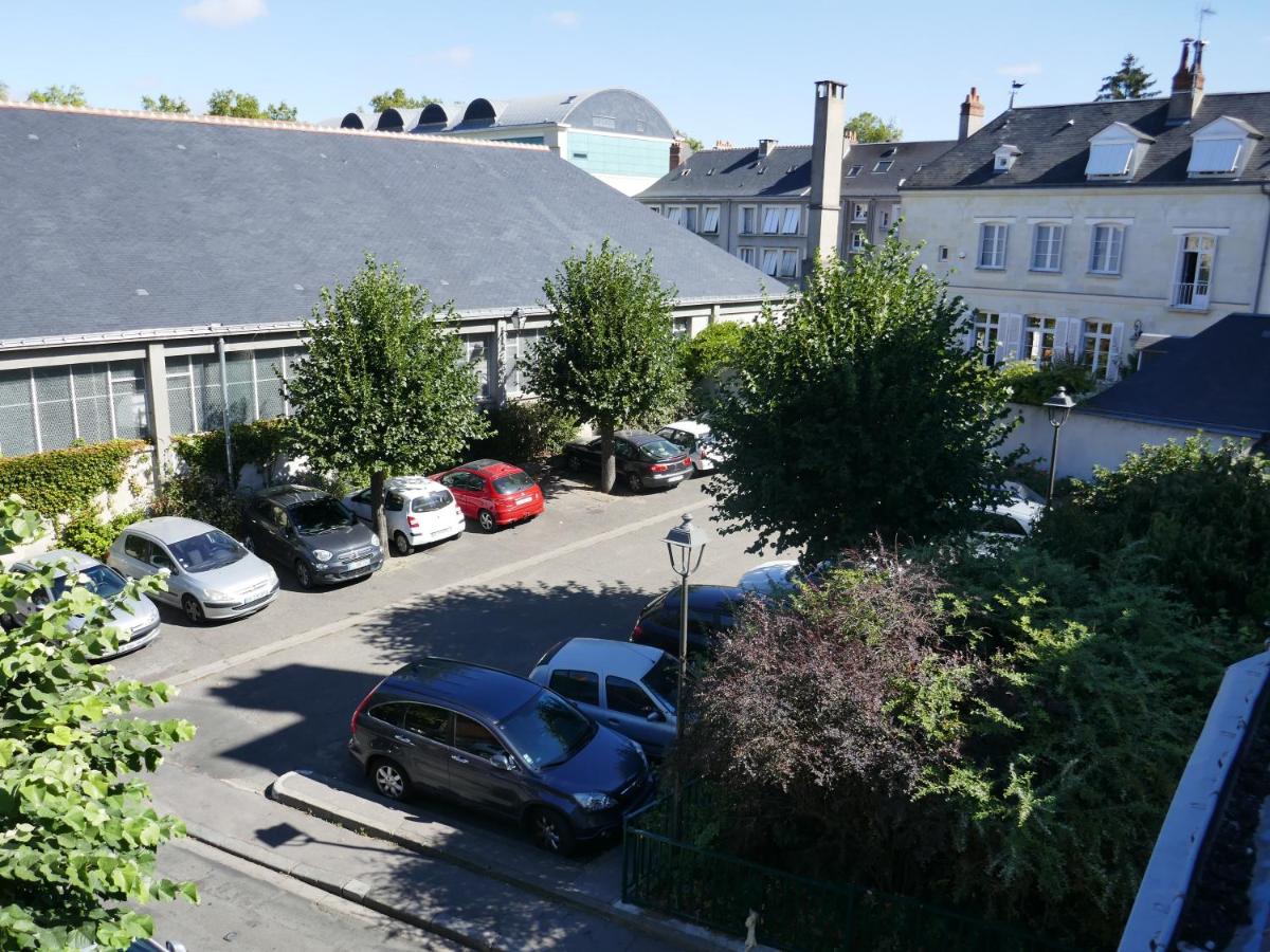 L Escalier ROUGE - Housity