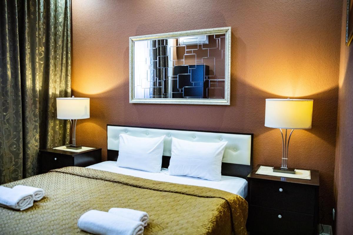 Hotel Mone - Housity