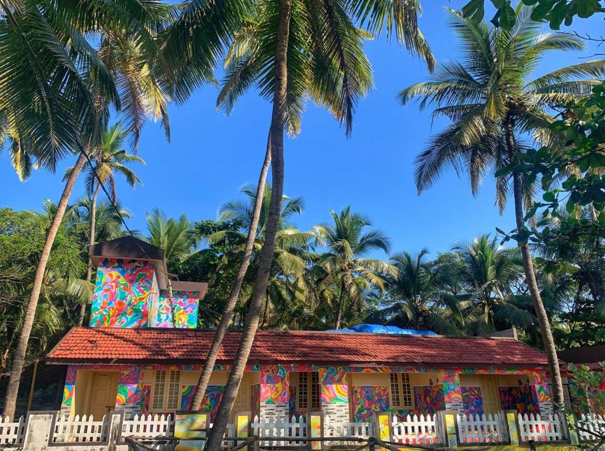 Barefoot at Bekal - Housity