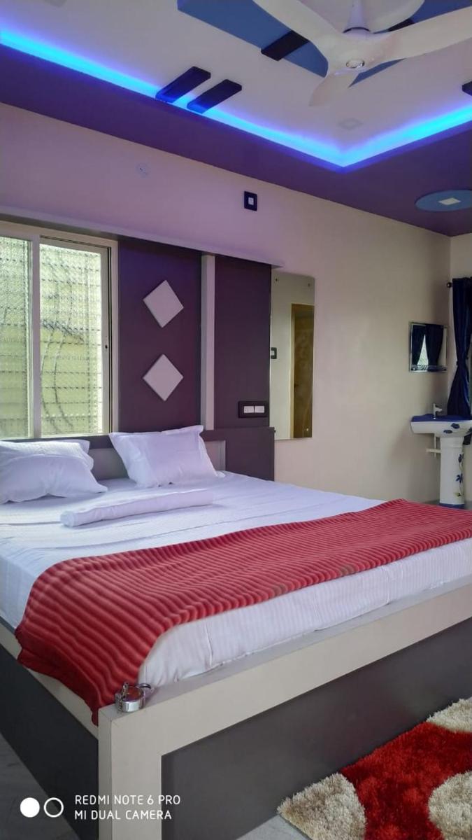 Coconut Homestay Hampi - Housity