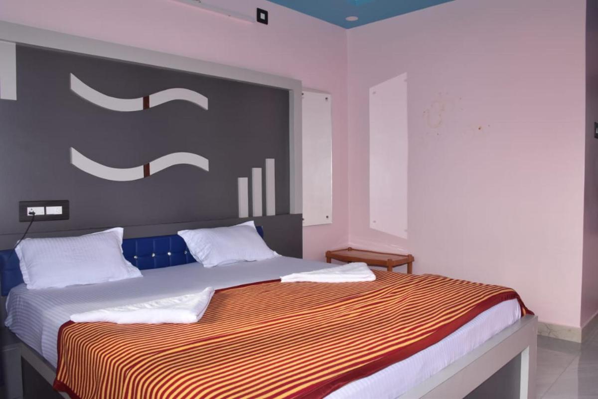 Coconut Homestay Hampi - Housity