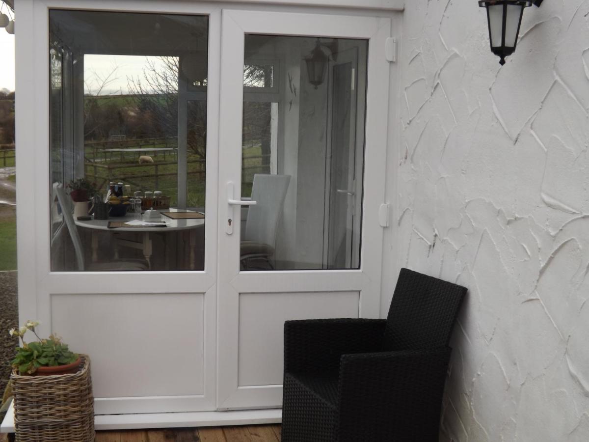 The Swallows Guest House - Housity