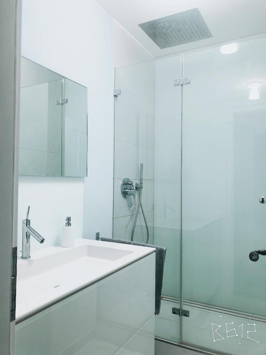 Luxus 2 Zi Apartment in Bestlage Frankfurt + Klima - Housity
